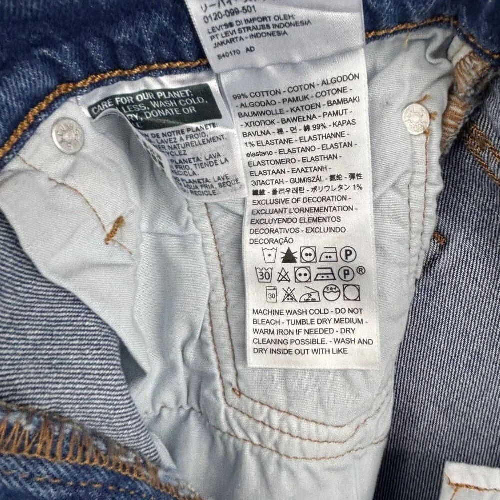 Levis 501 Womens High-Rise Denim Shorts Size 26 Frayed Hem Classic Blue Wash. - Picture 11 of 13